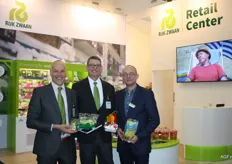 Jan Doldersum with the new Snack Lettuce, Andreas Muller and David Perie.